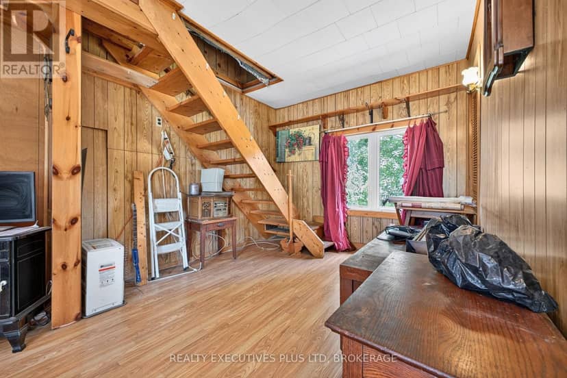 3907 Alexandra Road — photo 10 of 28