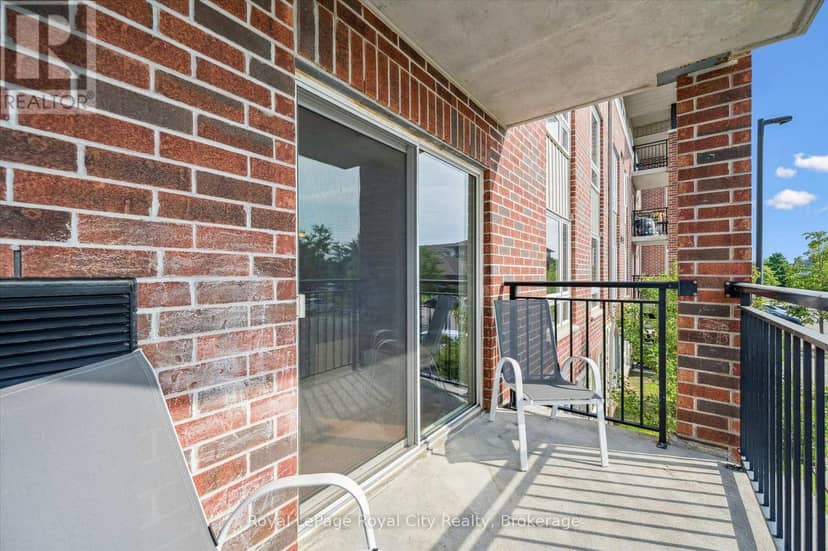 212 - 37 Goodwin Drive — photo 16 of 17