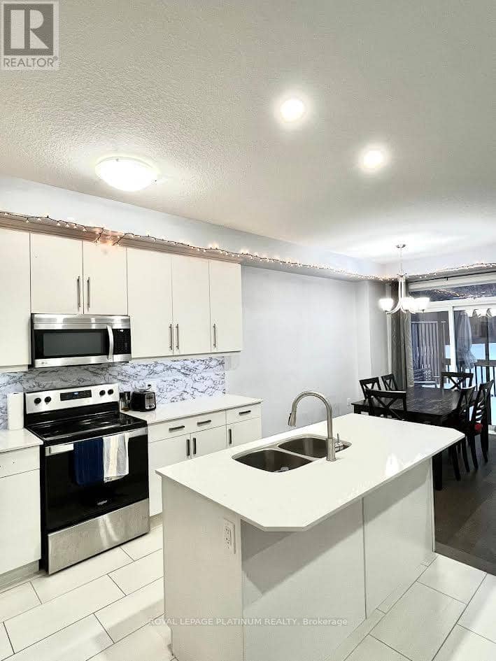 80 - 1375 Whetherfield Street — photo 5 of 23