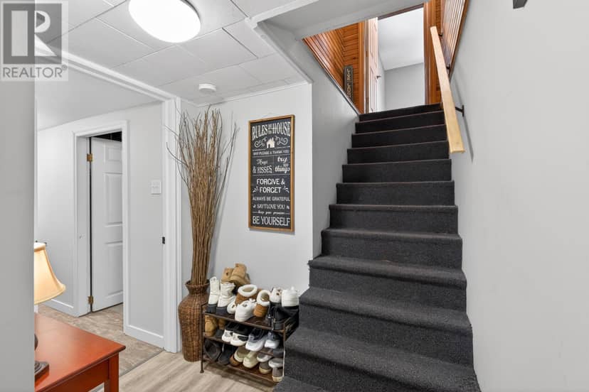 45 Meadowbank Road — photo 32 of 40