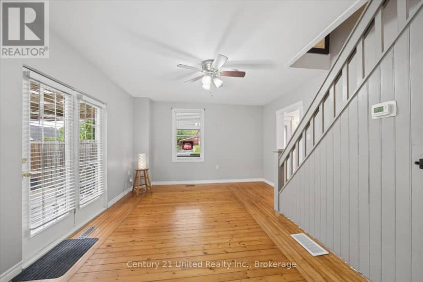 270 Rogers Street — photo 9 of 40