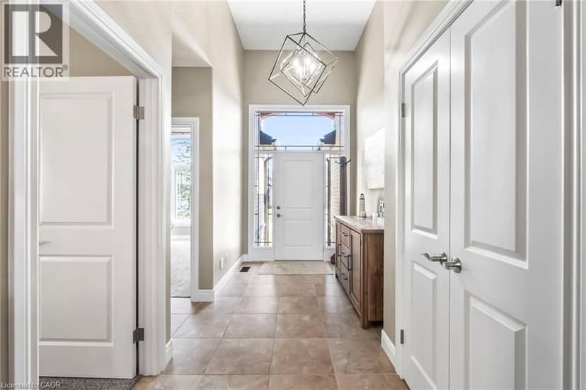 86 FORBES Crescent — photo 10 of 40