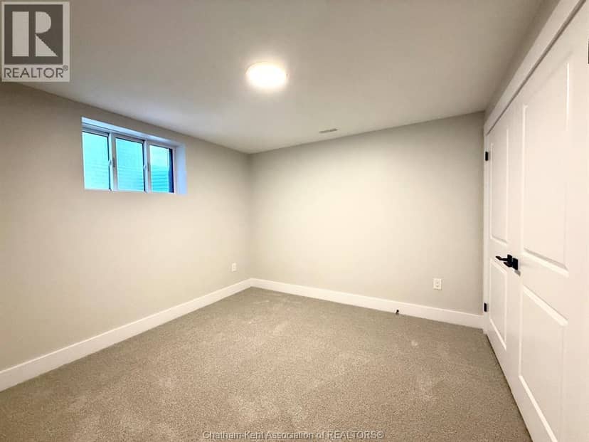 36 Duskridge ROAD — photo 11 of 13