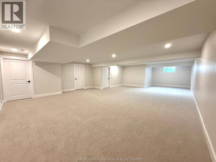 36 Duskridge ROAD — photo 12 of 13