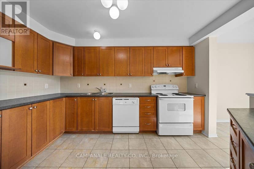 104 Wolff Crescent — photo 11 of 26