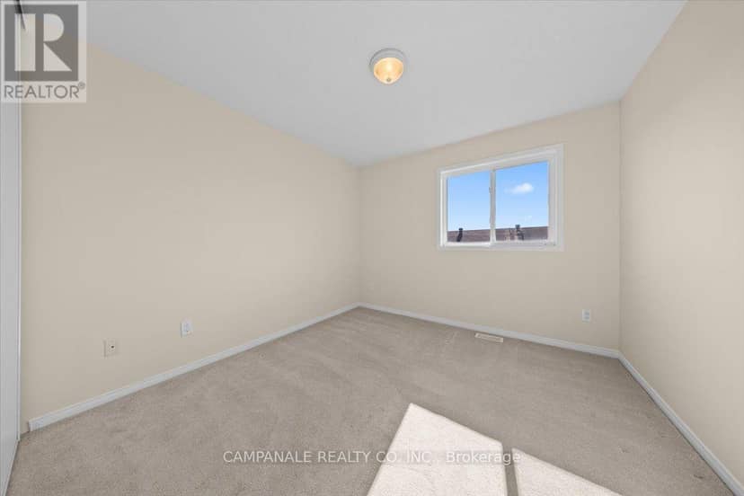 104 Wolff Crescent — photo 20 of 26
