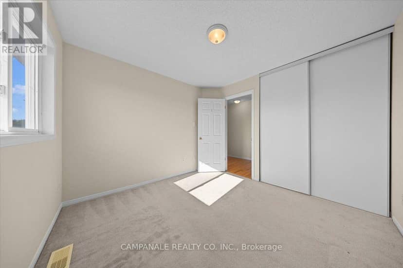 104 Wolff Crescent — photo 21 of 26