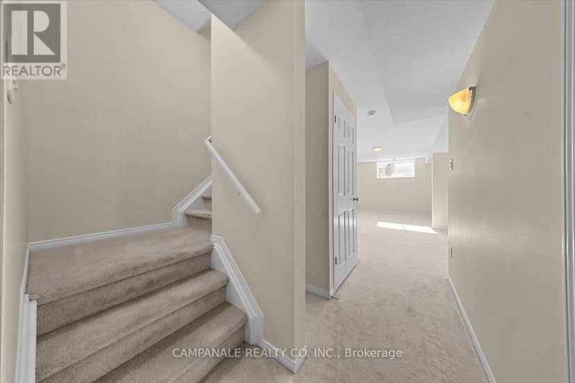 104 Wolff Crescent — photo 22 of 26