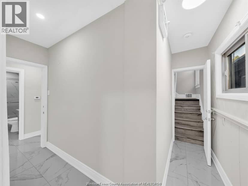 1052 Drouillard Road — photo 19 of 40
