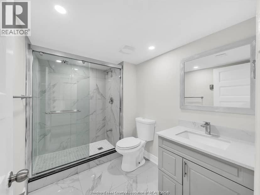 1052 Drouillard Road — photo 28 of 40