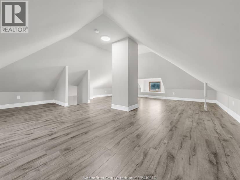 1052 Drouillard Road — photo 35 of 40