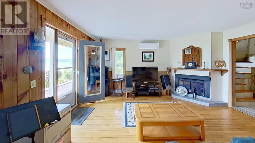 8965 NS-101, Brighton, photo 3