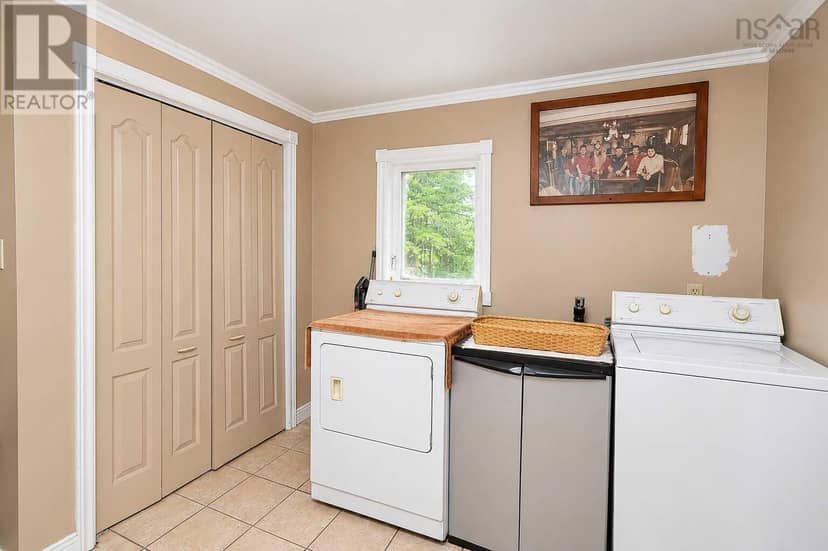 8965 NS-101, Brighton, photo 7