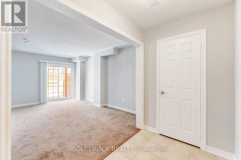 142 Farooq Boulevard S — photo 37 of 40