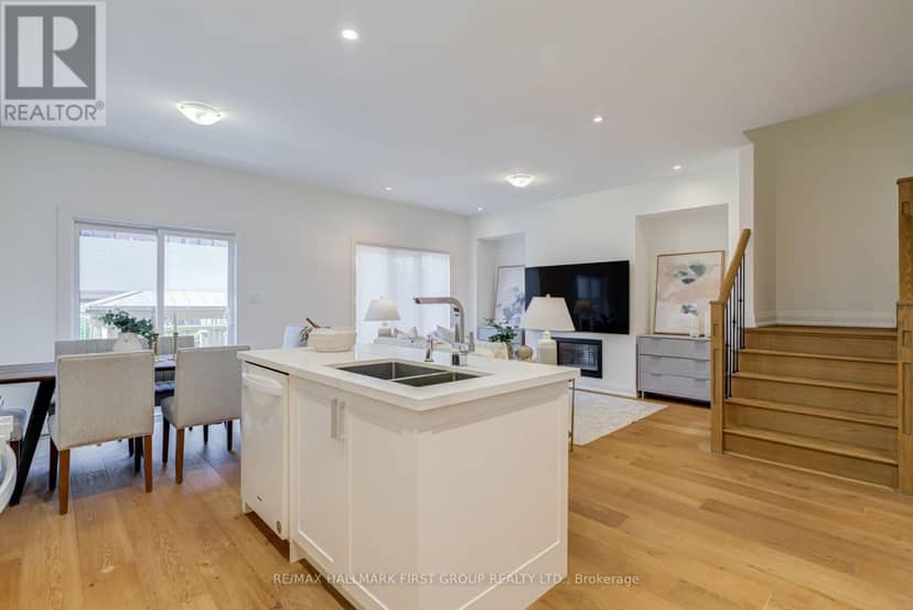 5 Harry Thornton Lane — photo 10 of 25