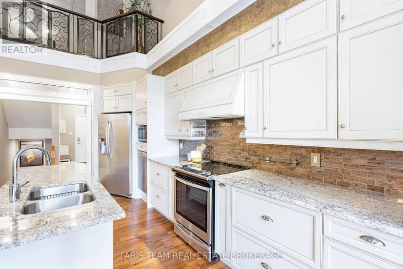 10 Wilton Trail, Aurora, photo 7