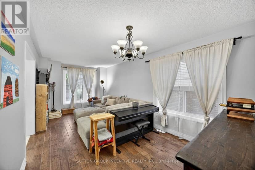 4 Dunnett Drive — photo 11 of 30