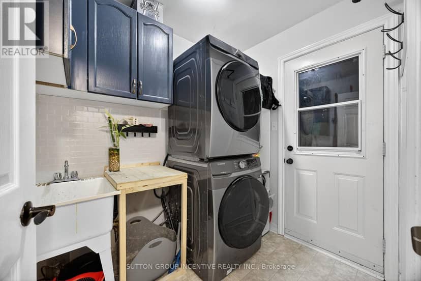 4 Dunnett Drive — photo 14 of 30