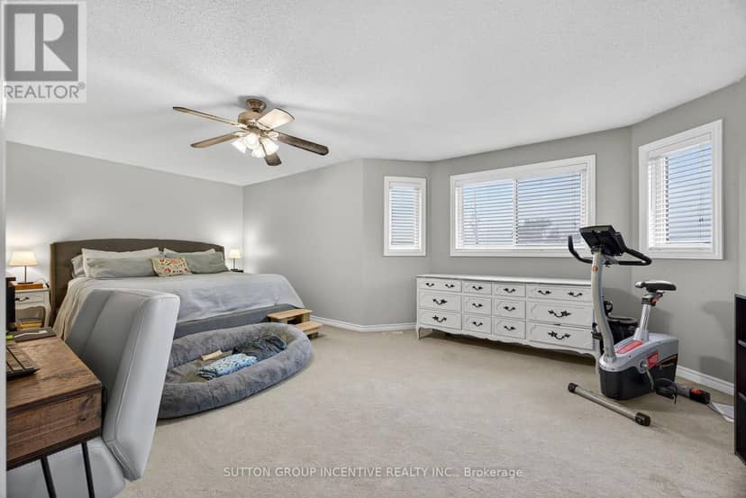 4 Dunnett Drive — photo 17 of 30