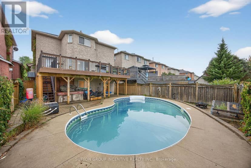 4 Dunnett Drive — photo 2 of 30