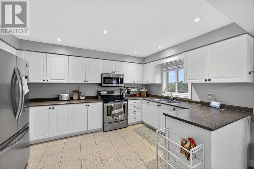4 Dunnett Drive — photo 7 of 30
