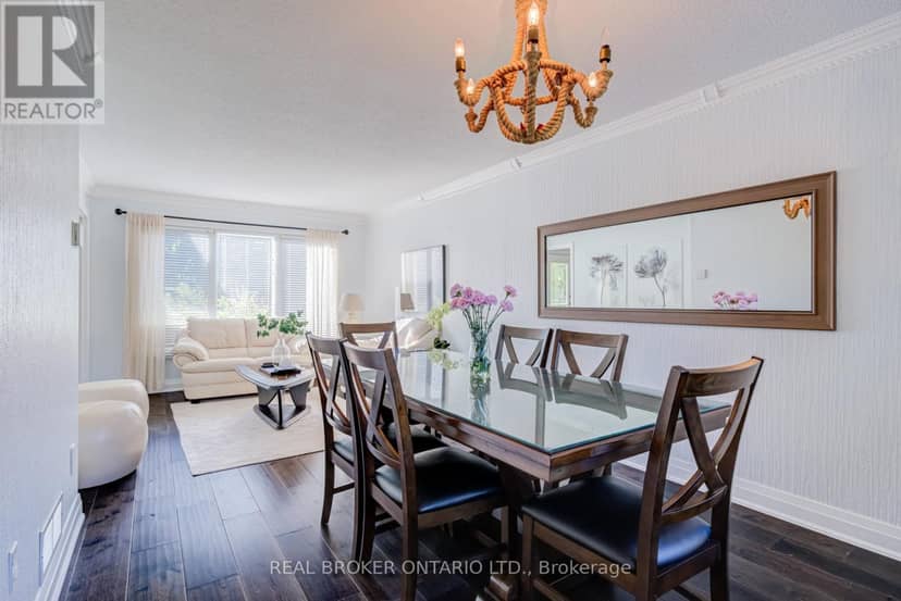 53 Marilyn Street — photo 10 of 40