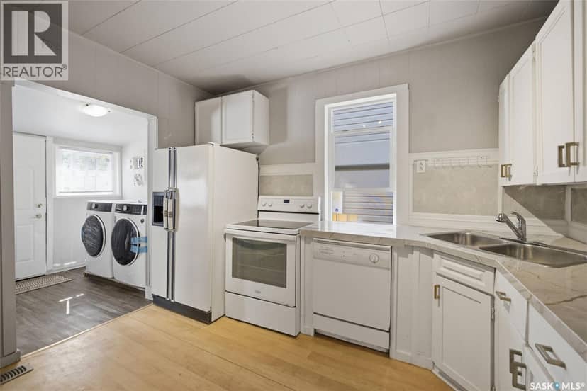 1545 Princess STREET — photo 10 of 30