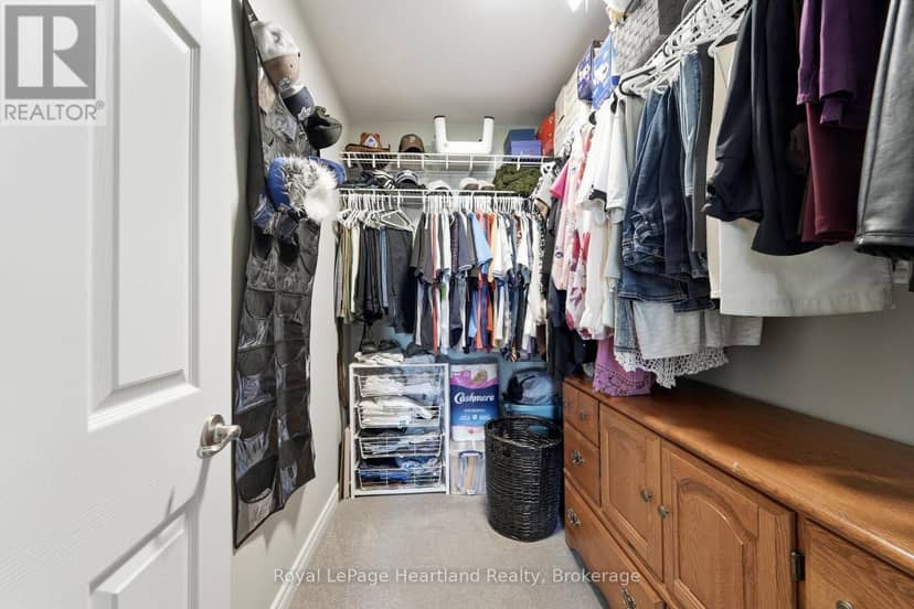 237 Lake Breeze Drive — photo 18 of 38
