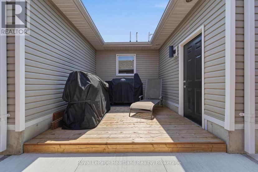 237 Lake Breeze Drive — photo 31 of 38