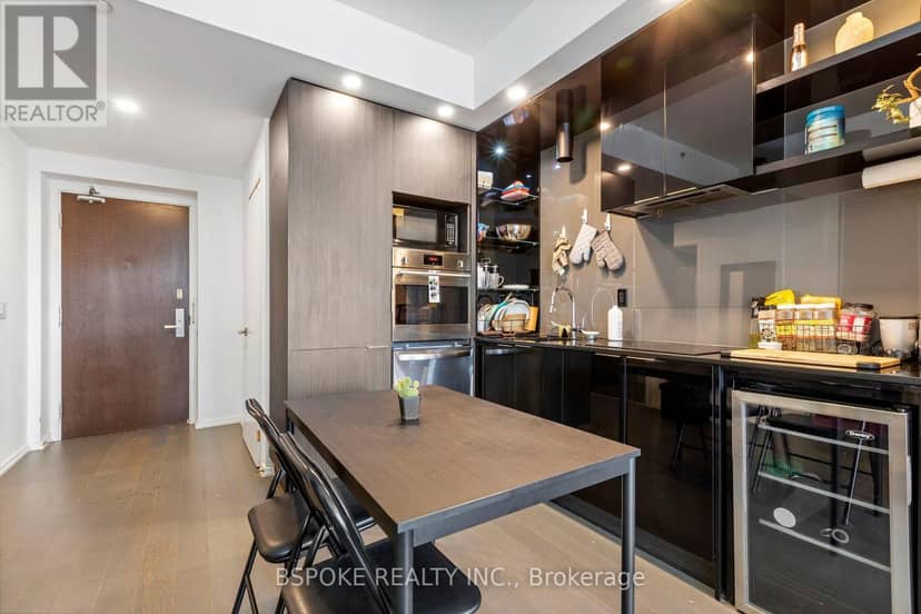 4207 - 70 Temperance Street — photo 8 of 23