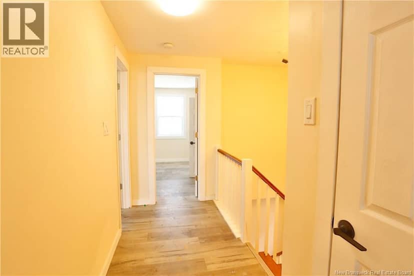15 Lockhart Avenue — photo 17 of 28