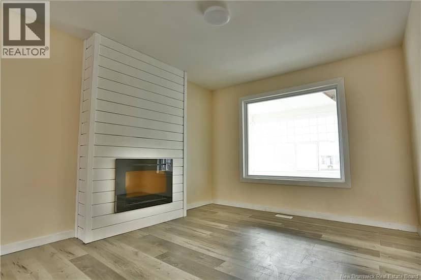 15 Lockhart Avenue — photo 5 of 28