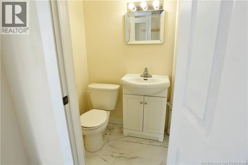 15 Lockhart Avenue — photo 13 of 28