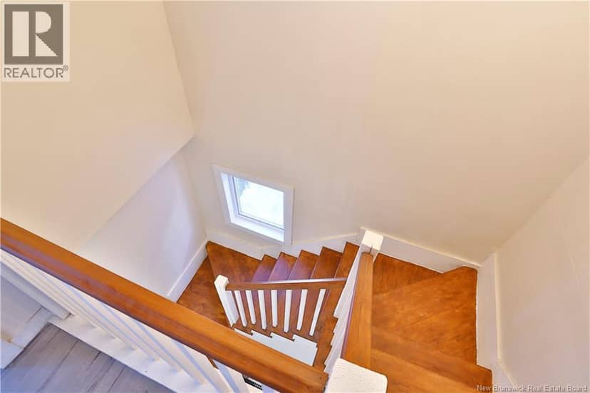 15 Lockhart Avenue — photo 24 of 28
