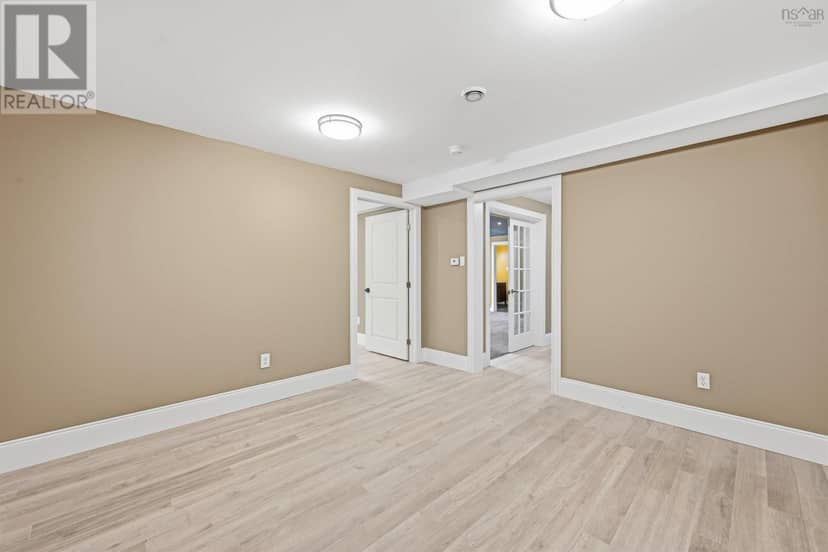 57 Lawlor Crescent — photo 28 of 40