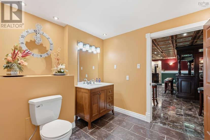 57 Lawlor Crescent — photo 31 of 40