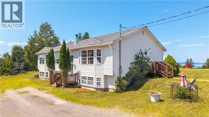 65 Lambert Road, Lamberts Cove, photo 2