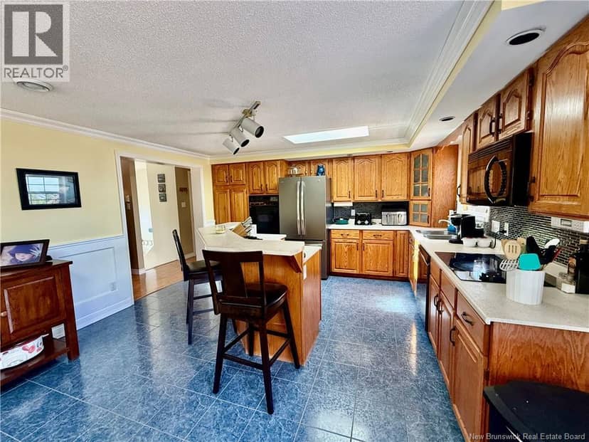 65 Lambert Road — photo 21 of 40