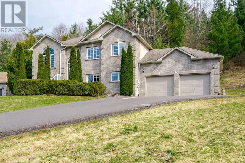 47 Meadowland Drive, Hamilton Township