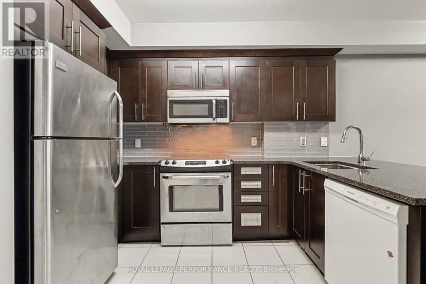 204 - 242 Rideau Street — photo 6 of 24