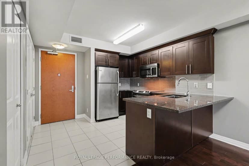 204 - 242 Rideau Street — photo 7 of 24