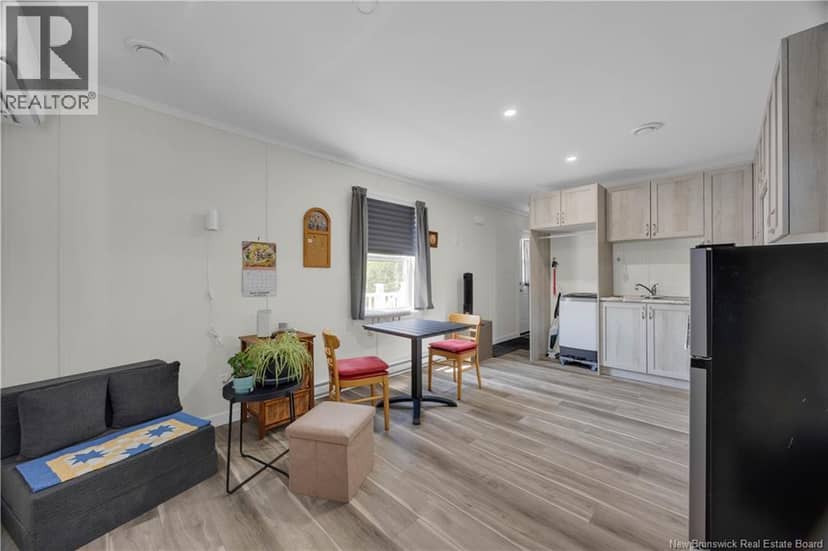 1 Kingfisher Road — photo 9 of 29