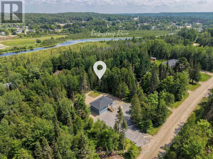 112 Riverside Drive, Bonfield, photo 2