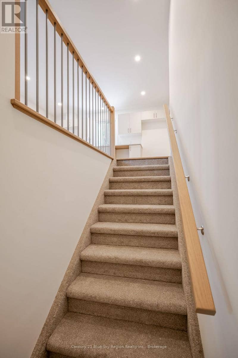 112 Riverside Drive — photo 22 of 30