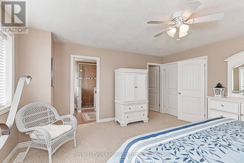 7 Kayla Crescent — photo 17 of 37