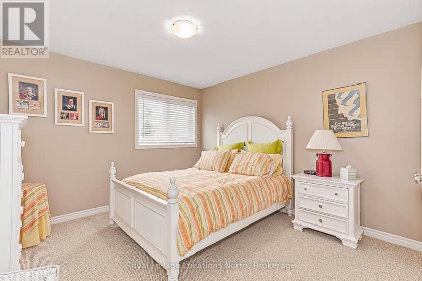 7 Kayla Crescent — photo 20 of 37