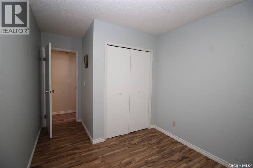 595 9th STREET W — photo 17 of 34