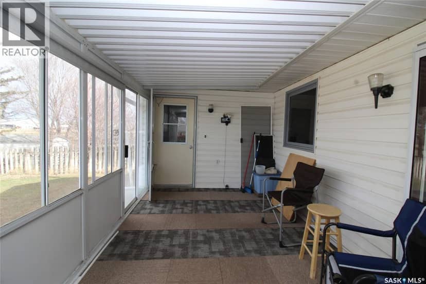 595 9th STREET W — photo 22 of 34