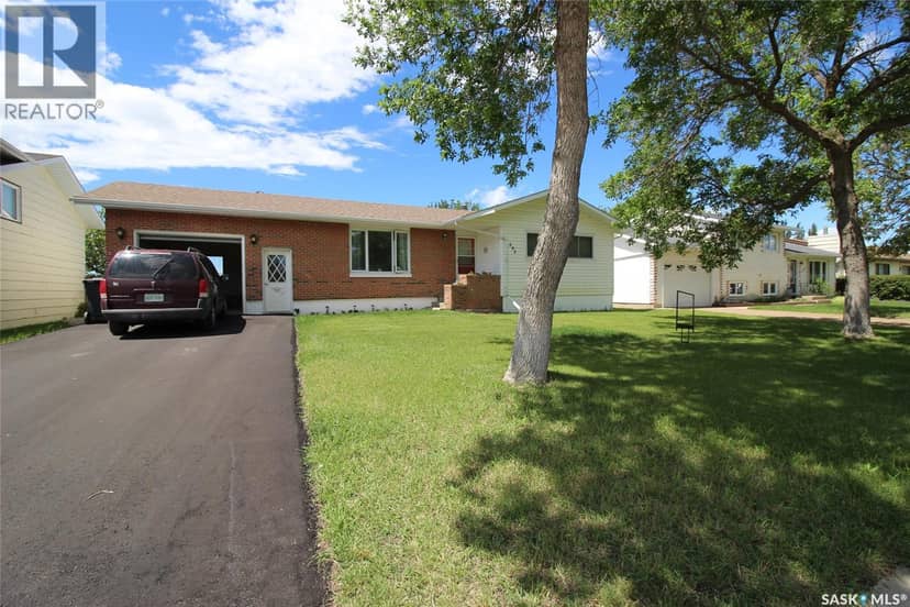 595 9th STREET W — photo 29 of 34