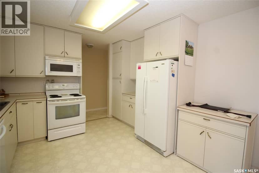 595 9th STREET W, Shaunavon, photo 7